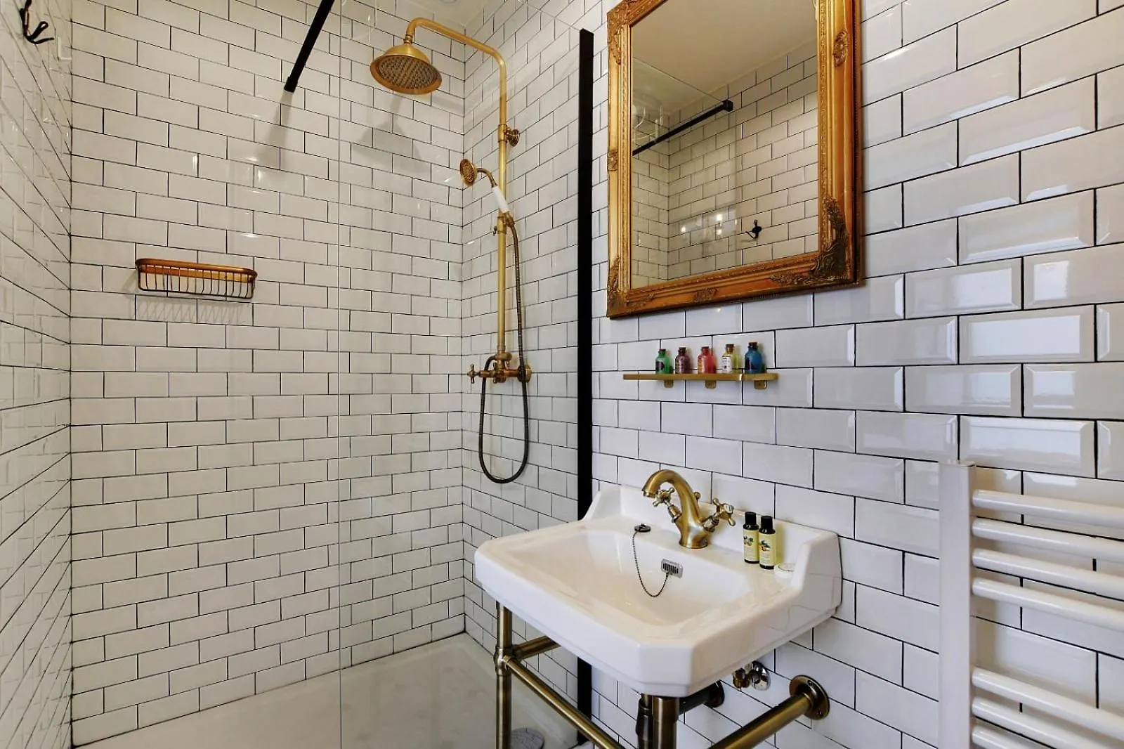 Apartment Cmg Harry Potter Themed Studio In Paris !